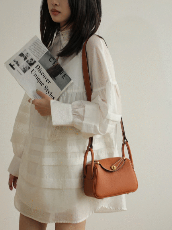 Women's Leather Soft Pillow Crossbody Bag