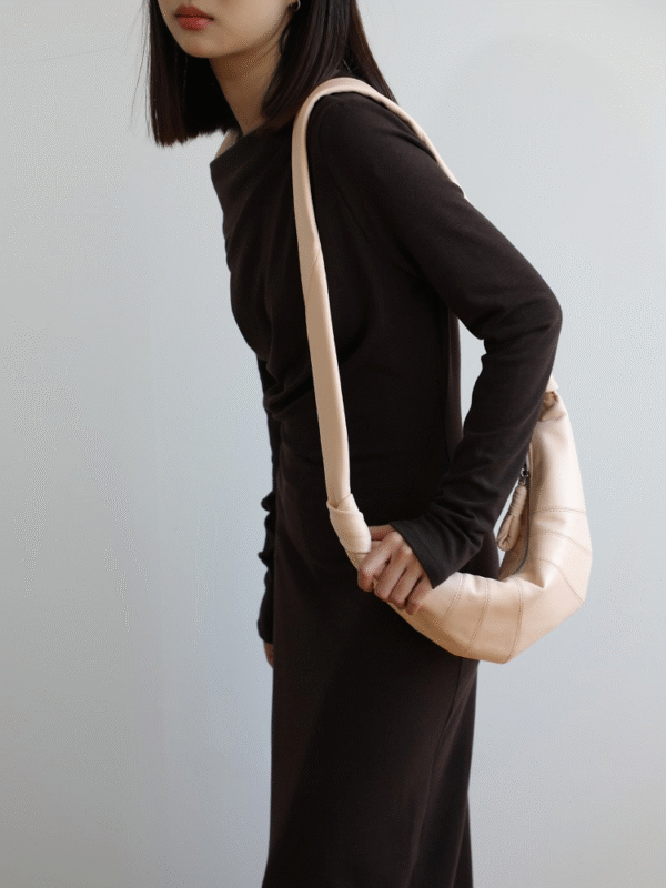 Women's Croissant Crossbody Bag