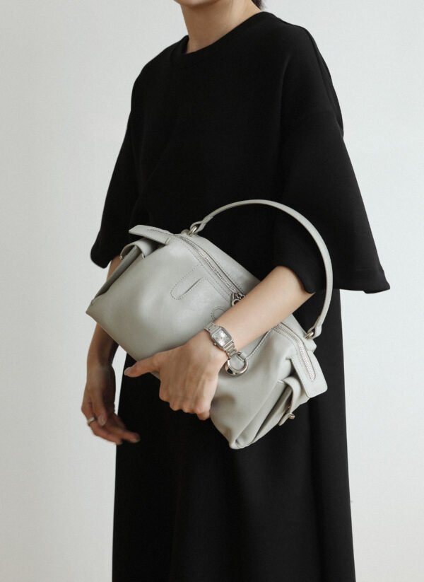 Women's Slouch Leather Boston Bag