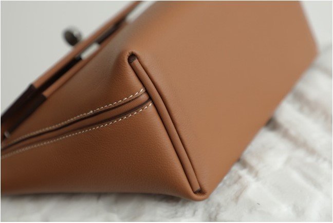 Women's Leather Satchel Metal Twist Lock Bag - Image 3