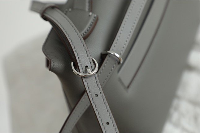 Women's Leather Satchel Metal Twist Lock Bag - Image 4