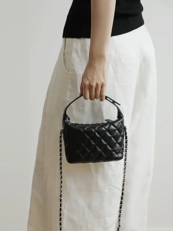 Women's Leather Mini Diamond Quilted Shoulder Bag