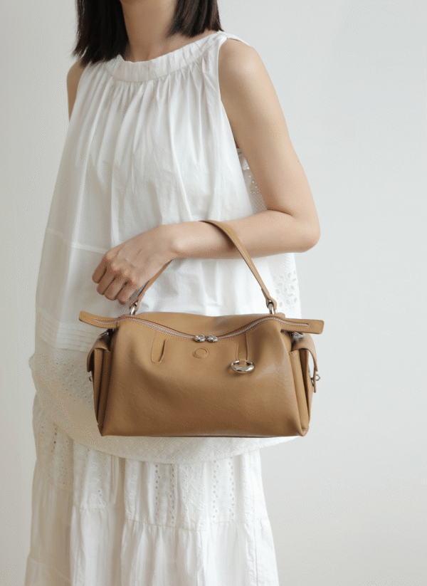 Women's Slouch Leather Boston Bag