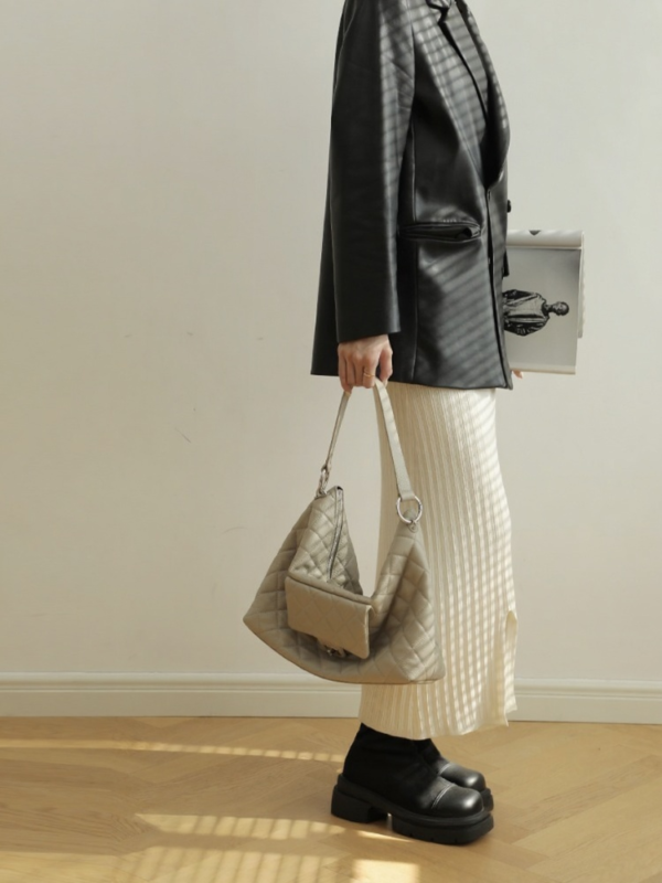 Womens Quilted Leather Shoulder Bag