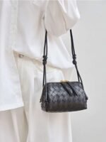 Women's Leather Knot Detailed Crossbody Bag