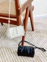 Women's Leather Knot Detailed Crossbody Bag