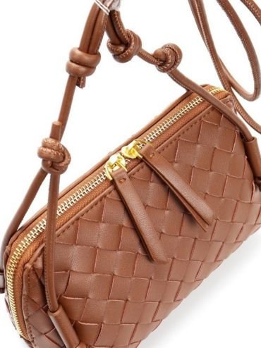 Women's Leather Knot Detailed Crossbody