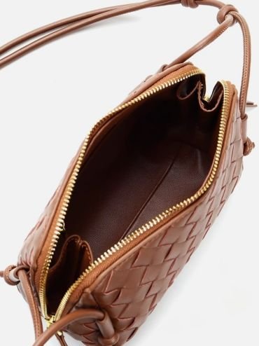 Women's Leather Knot Detailed Crossbody