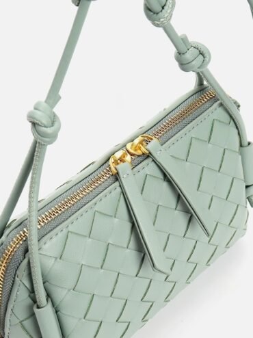 Women’s Leather Knot Detailed Crossbody Bag